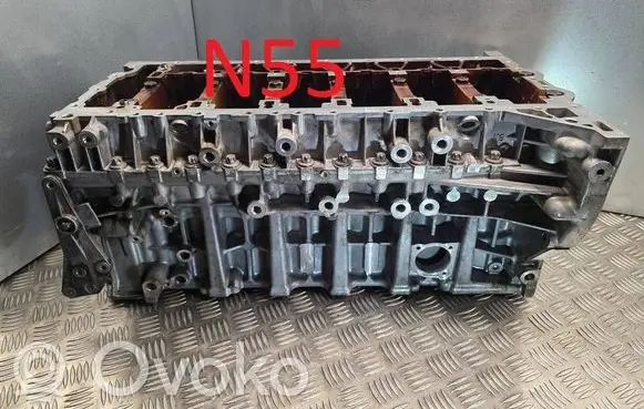 BMW 3 F30 F35 F31 Engine block 7585979 7625105 7600672