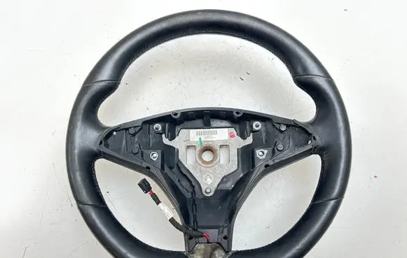 Tesla Model S Steering wheel 103677400A