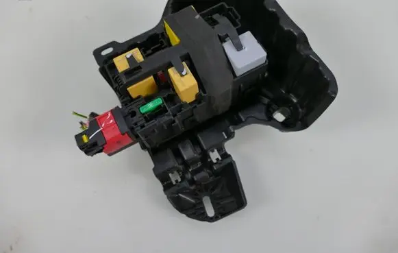Peugeot 208 Fuse box set 9812661980 66652X 2010ZC0V02