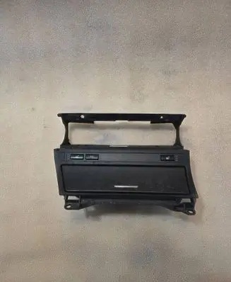 BMW 3 E46 Car ashtray 310220000 51168268887 310260000