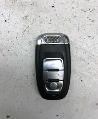 Audi A5 8T 8F Ignition key/card 8T0959754D