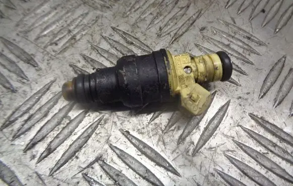 Hyundai Coupe Fuel injectors set 35310-23010