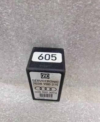 Audi A8 S8 D2 4D Other relay 4D0907307A 7038900215 3X6120