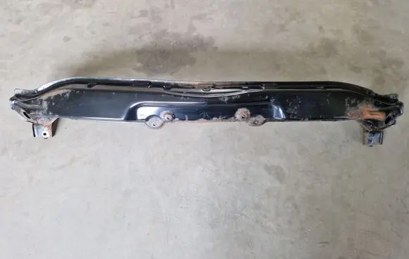 Mitsubishi L200 Front bumper cross member MN142537
