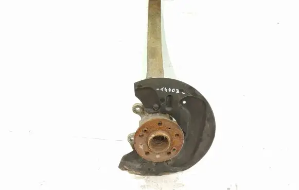 Mercedes-Benz ML W164 Front wheel hub 1643302220 1643301420