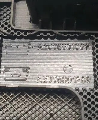 Mercedes-Benz E W212 Parking PDC sensor display screen A2076801089 A2076801289