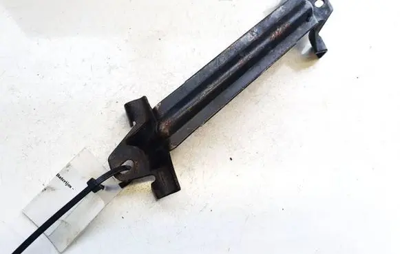 Citroen Xsara Battery bracket 