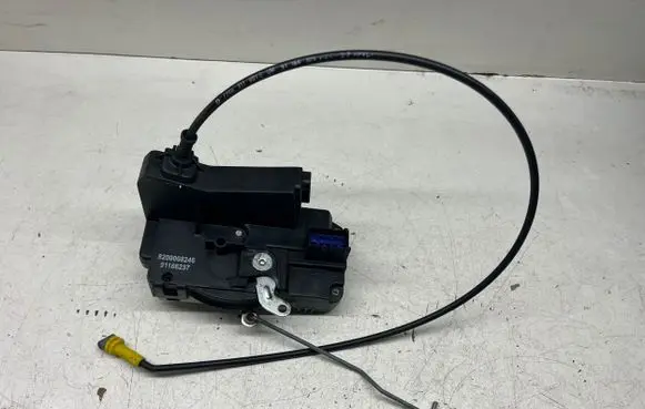 Opel Vivaro Front door lock 8200008246 91166237