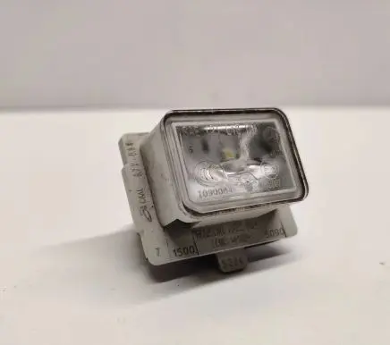 Mercedes-Benz C W205 Number plate light A0999067000