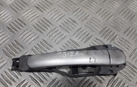 Seat Ibiza III (6L) Rear door handle trim 3B0837885