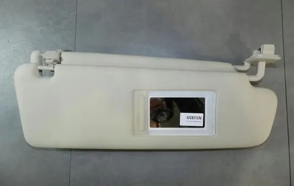 Volkswagen Touareg II Sun visor 7P0857552