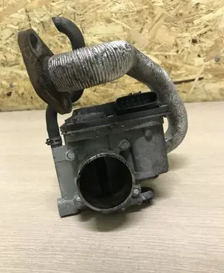 Mazda 6 Throttle valve R2AA36B0