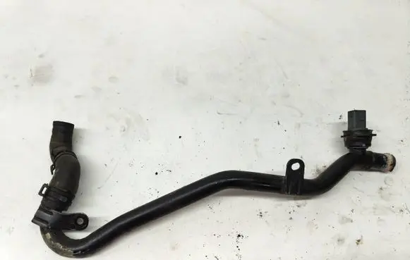 Volkswagen Golf VI Engine coolant pipe/hose 5N0121065