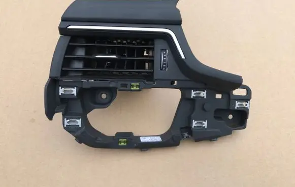 Audi A4 S4 B9 8W Dashboard side air vent grill/cover trim 8W1820901