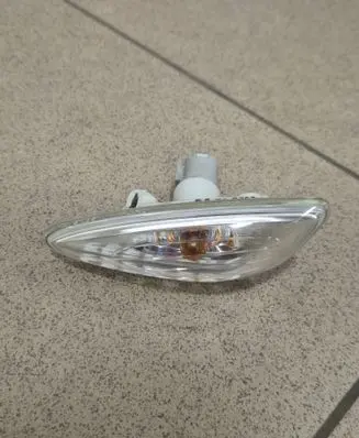 KIA Ceed Front fender indicator light 