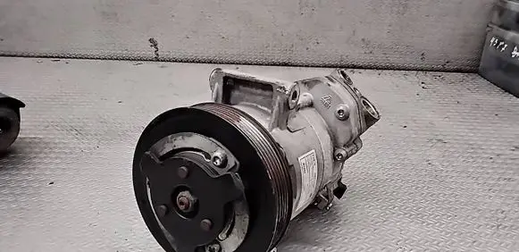 Opel Insignia A Air conditioning (A/C) compressor (pump) 13232305