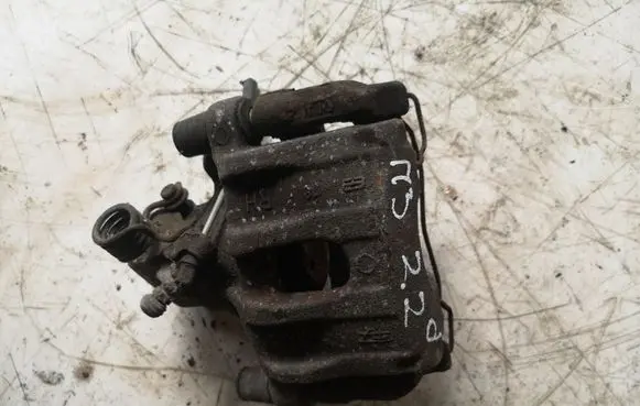 Mazda 3 II Rear brake caliper