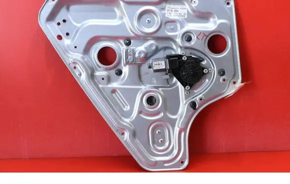 Hyundai ix20 Rear door window regulator with motor 834701K010