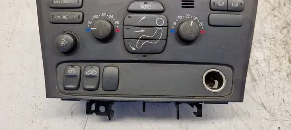 Volvo XC70 Climate control unit 9452368