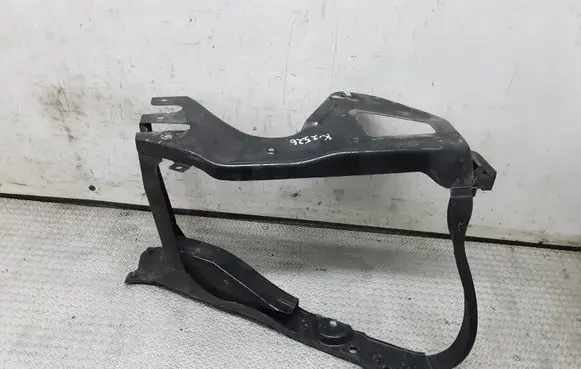 Mercedes-Benz S W220 Other engine bay part