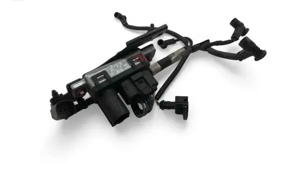 Volvo V40 Glow plug pre-heat relay 0281003145
