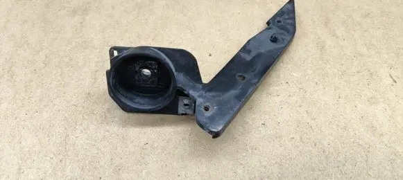 BMW 3 E90 E91 Front bumper mounting bracket 7136828