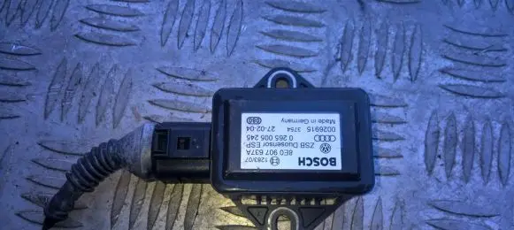 ESP acceleration yaw rate sensor