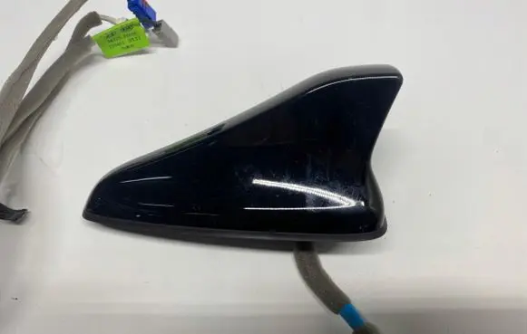 KIA Rio Aerial GPS antenna