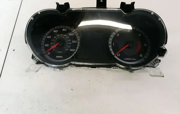Mitsubishi Outlander Speedometer (instrument cluster) 527660H 527-660H