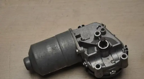 BMW 2 F44 Wiper motor 0390243576