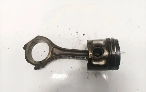 Audi A4 S4 B5 8D Piston with connecting rod