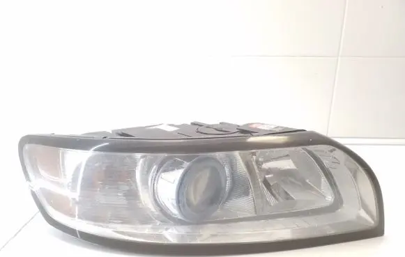 Volvo V50 Headlight/headlamp 31265699 1307329210