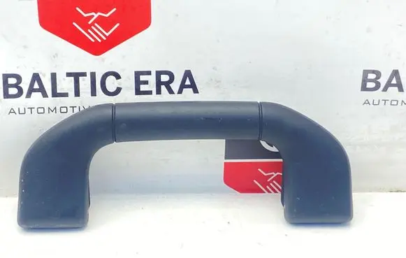 Mercedes-Benz E W212 Front interior roof grab handle A2048100051