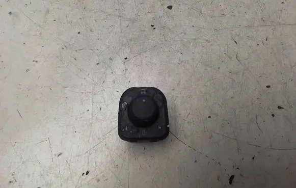Volkswagen PASSAT B6 Wing mirror switch 1K0959565F