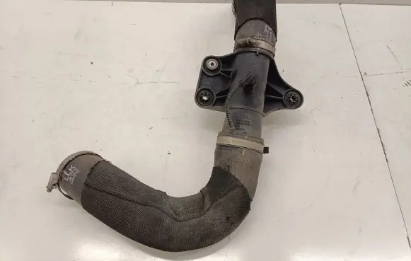 Audi A7 S7 4G Intercooler hose/pipe 4G0145673AH