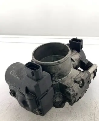 Toyota Avensis T250 Throttle valve PA612GF33