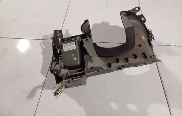 Opel Insignia A Glove box 13275636