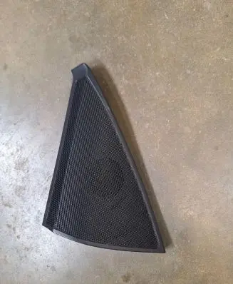 Mercedes-Benz C W204 Side speaker trim/cover A2047200148 S106085