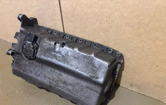 Skoda Octavia Mk2 (1Z) Oil sump 03G103603AG