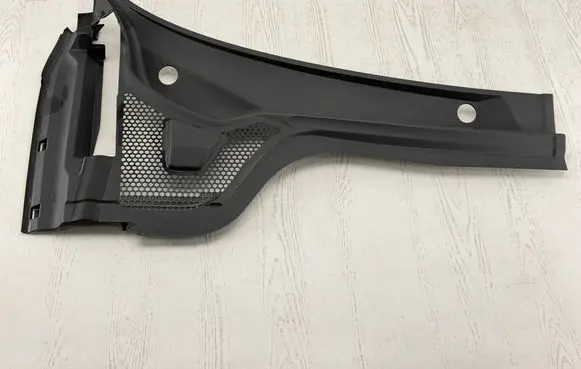 Audi A1 Wiper trim 82B819404C 82C819404C