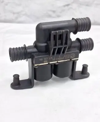 BMW X5 E70 Coolant heater control valve 1147412166 071219 6910544