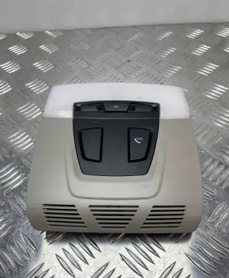 BMW X6 F16 Relay mounting block 7296775