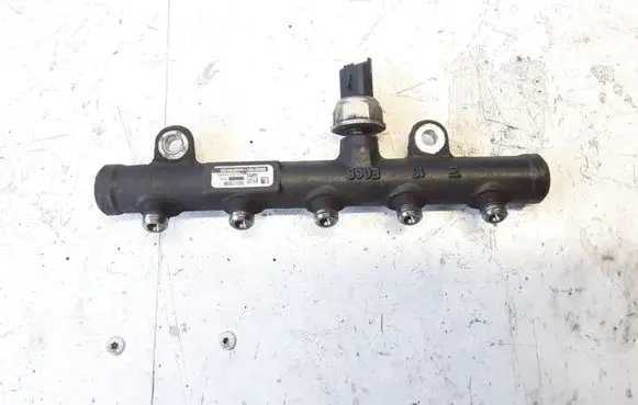 Fuel main line pipe
