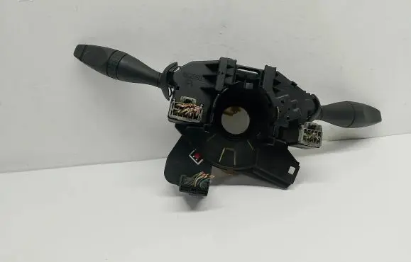 Ford Mondeo Mk III Other switches/knobs/shifts 1S7T13335AE