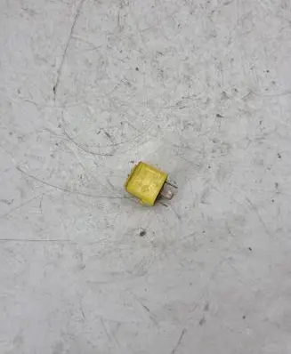 BMW 5 E34 Other relay V23134K52X181 6136 1389105