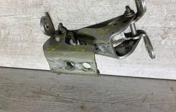 Front door hinge set