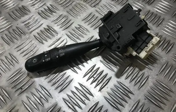 Toyota RAV 4 (XA20) Indicator stalk 1736482