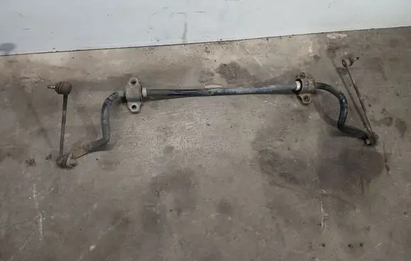 Volvo V60 Front anti-roll bar/sway bar 31340515