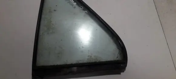 KIA Shuma Rear vent window glass 