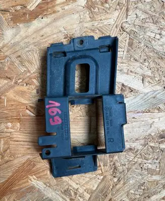 Mercedes-Benz S W222 Rear parking sensor holder (PDC) A2228850614 16566